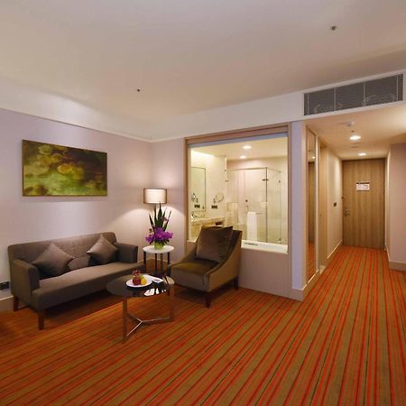 Fullon Hotel Taoyuan Airport Access Mrt A8 Guishan Eksteriør bilde Deluxe Room